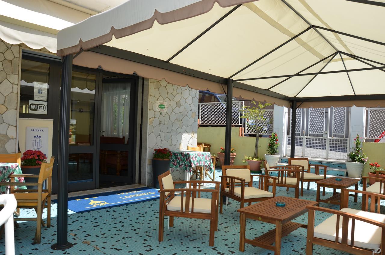 Hotel Lorenzo 塞勒里古 外观 照片